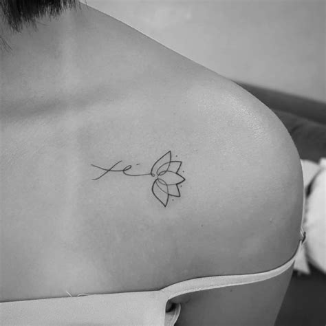 tatuaggio piccolo fiore|TATUAGGI FIORI 